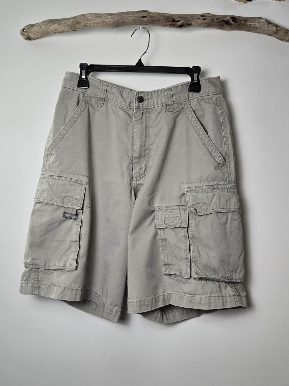 Savane Men's Cargo Shorts in Light Gray
